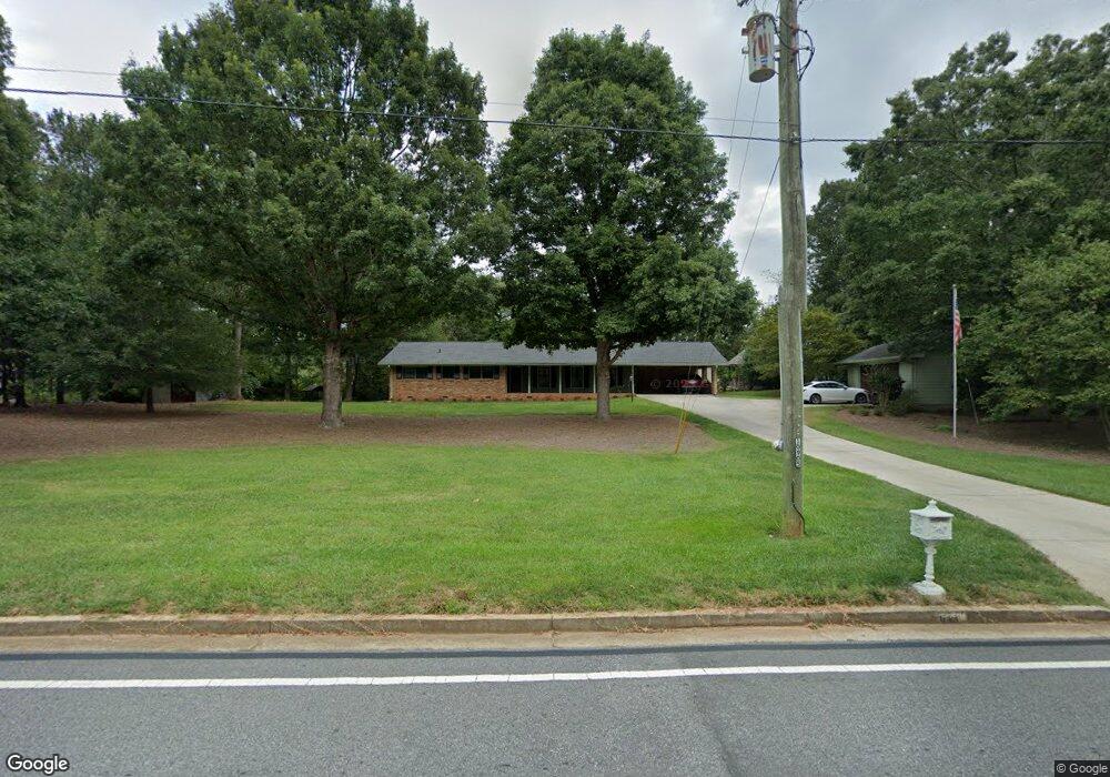 10905 Buice Rd, Alpharetta, GA 30022 - photo 1