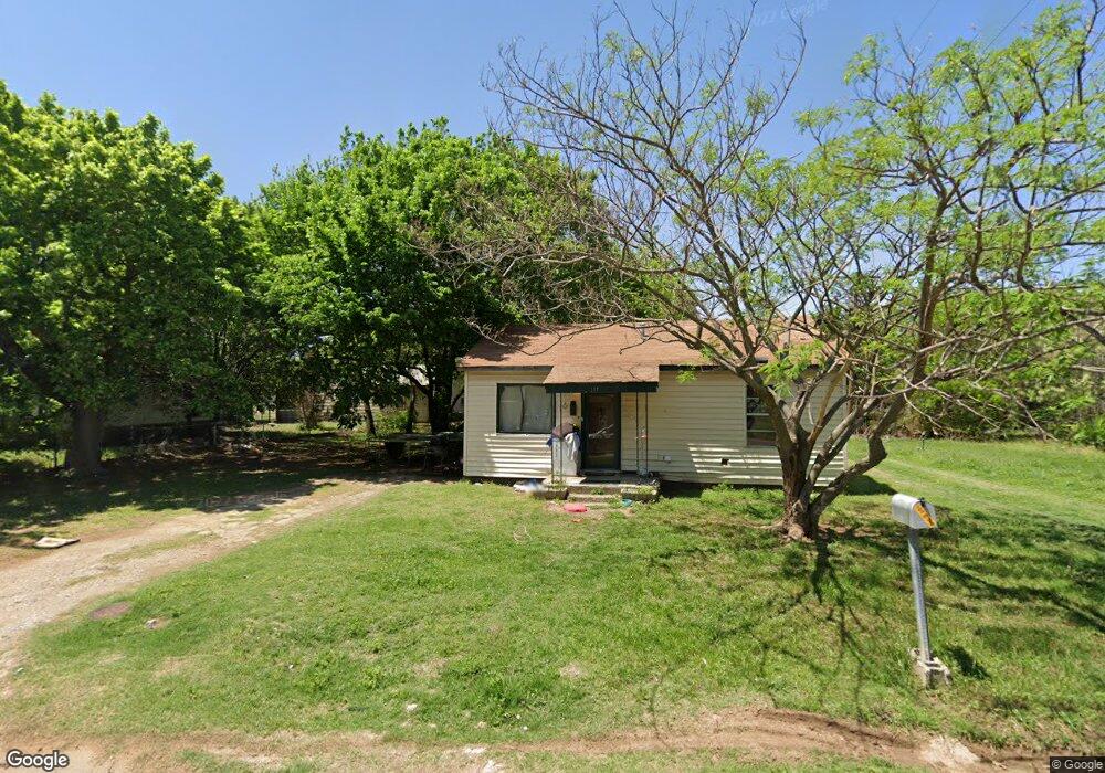 107 S 3rd St, Duncan, OK 73533 - photo 1