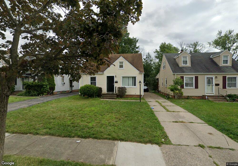 21000 Franklin Rd, Maple Heights, OH 44137 - photo 1