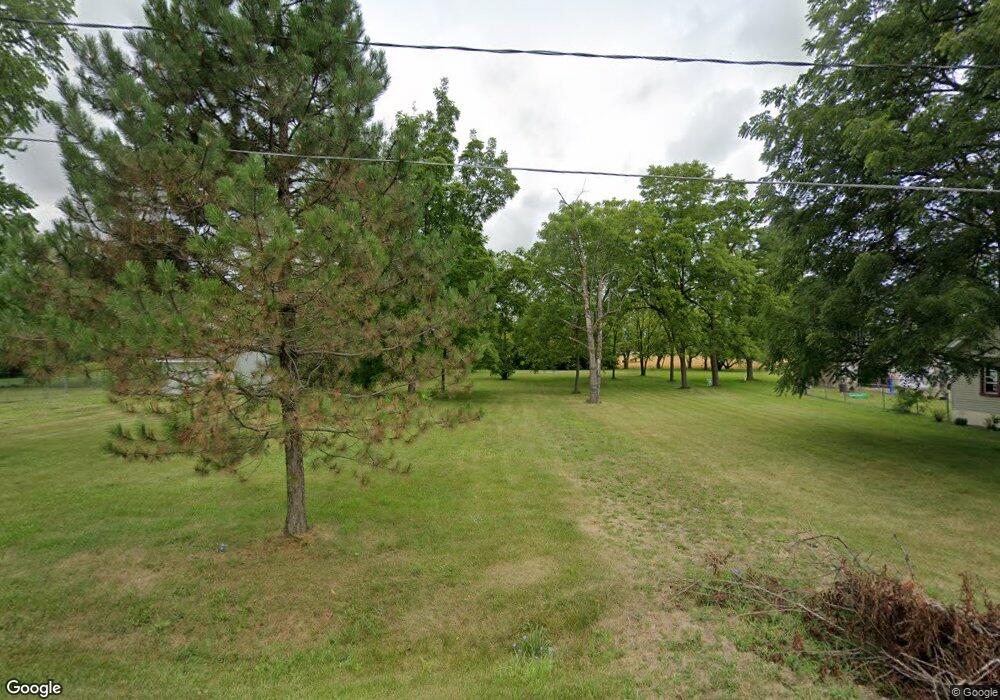 1235 Butler Rd, Saginaw, MI 48601 - photo 1