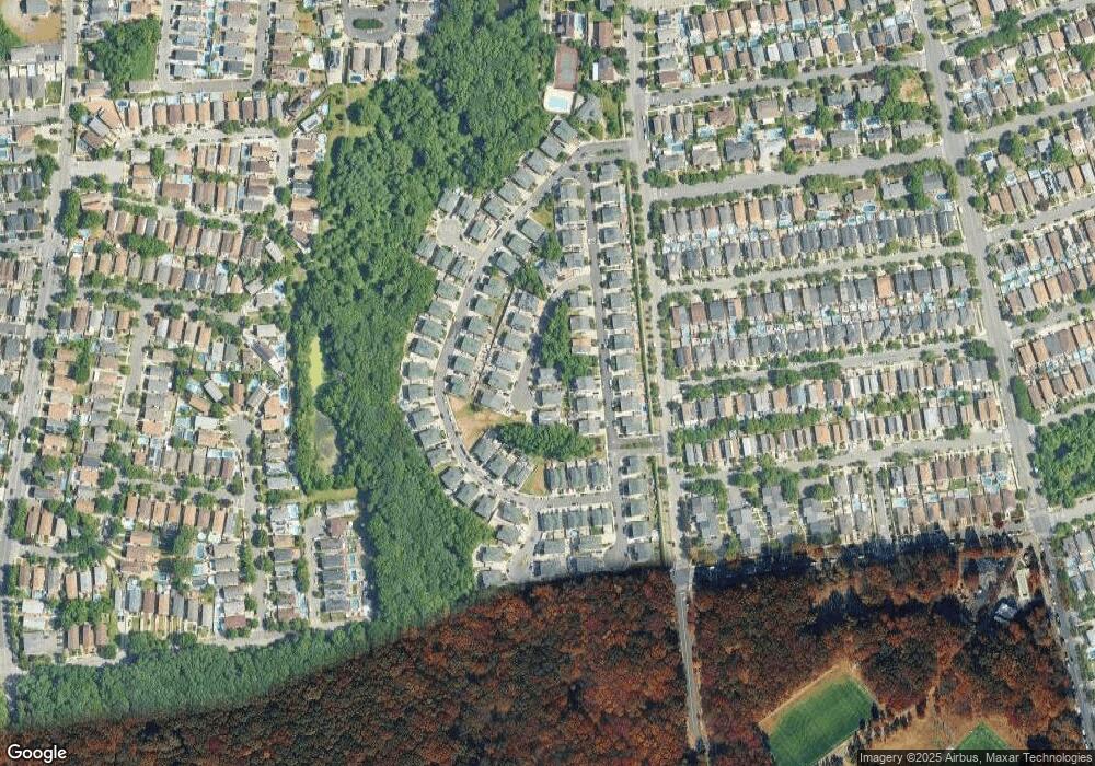 133 Foothill Ct, Staten Island, NY 10309 - photo 1