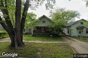 215 SW Orchard St, Topeka, KS 66606