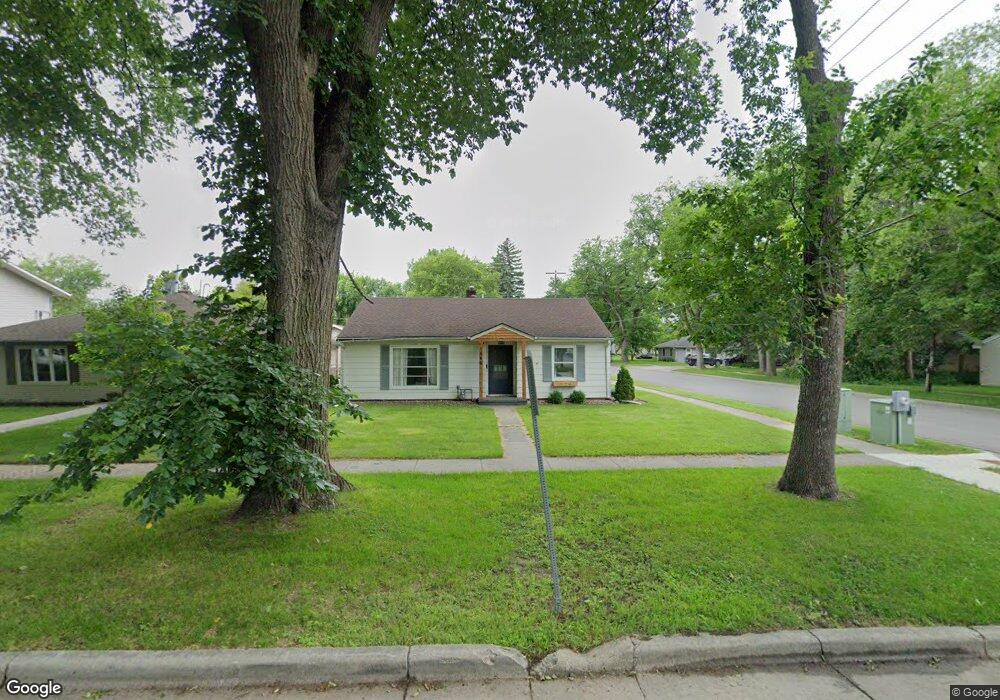 1546 5th St N, Fargo, ND 58102 - photo 1