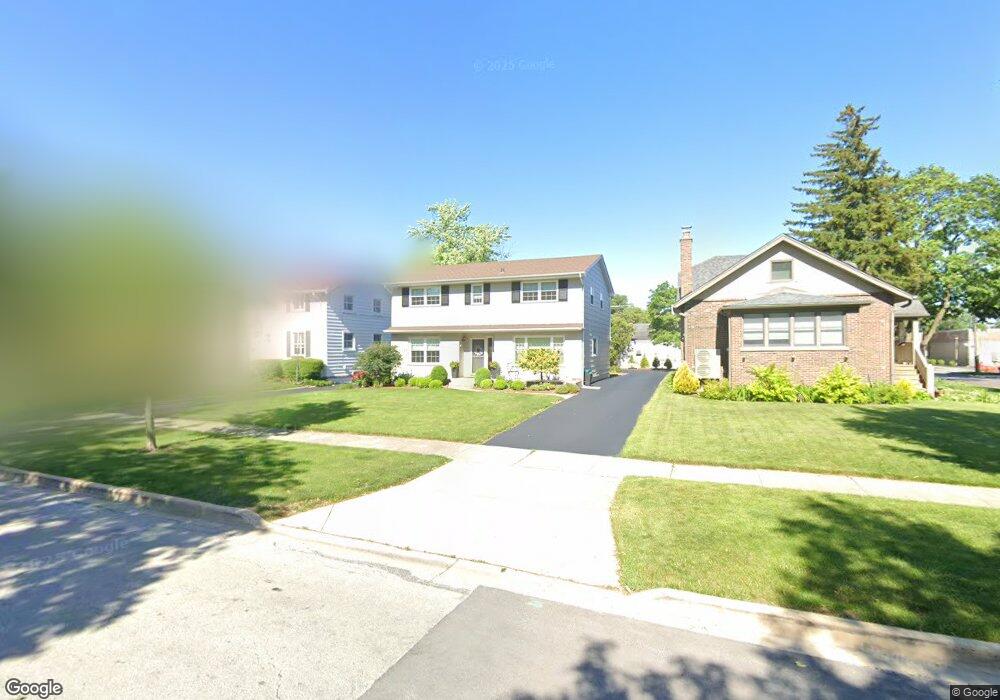 349 N Addison Ave, Elmhurst, IL 60126 - photo 1