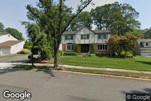 10 Margraff Ct, Oradell, NJ 07649