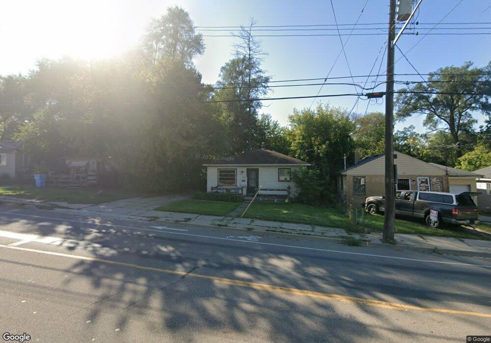 1527 N Mlk Blvd, Lansing, MI 48915 - photo 1