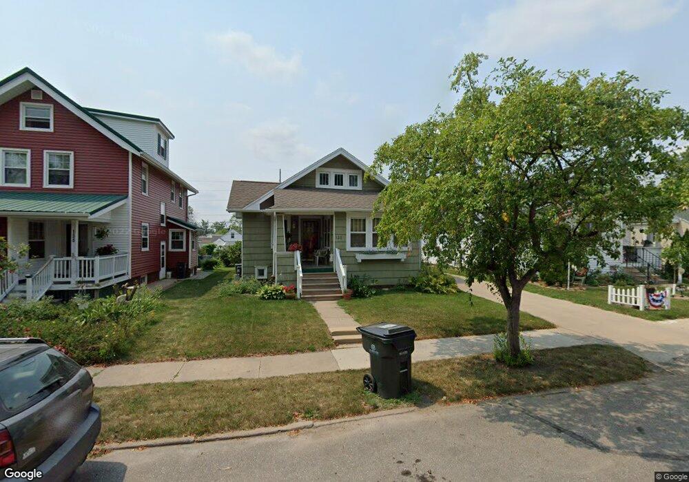 132 17th St SW, Cedar Rapids, IA 52404 - photo 1