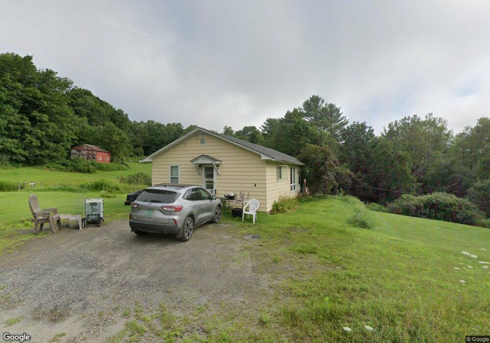 96 Flanders Dr, Saint Johnsbury, VT 05819 - photo 1