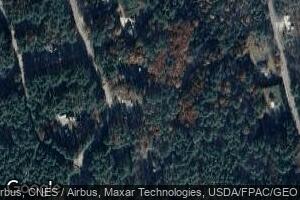 15 Thompson Ln, Hartford, ME 04220