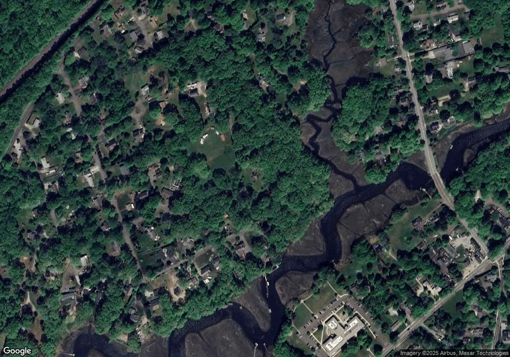 462 Hammock Rd N, Westbrook, CT 06498 - photo 1