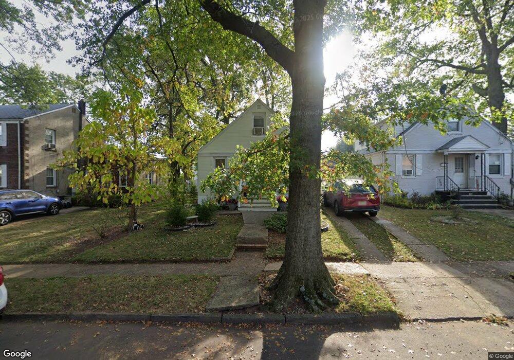 311 E Lake Ave, Rahway, NJ 07065 - photo 1