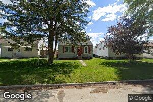 831 Knoll Ave, Waterloo, IA 50701