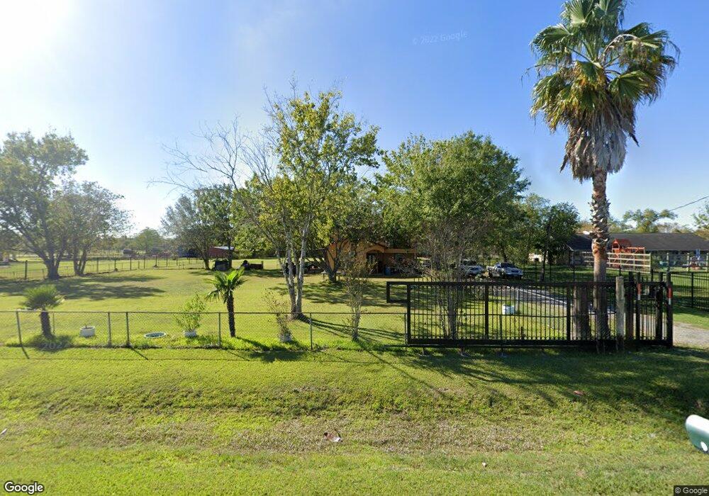 4154 Veterans Dr, Pearland, TX 77584 - photo 1