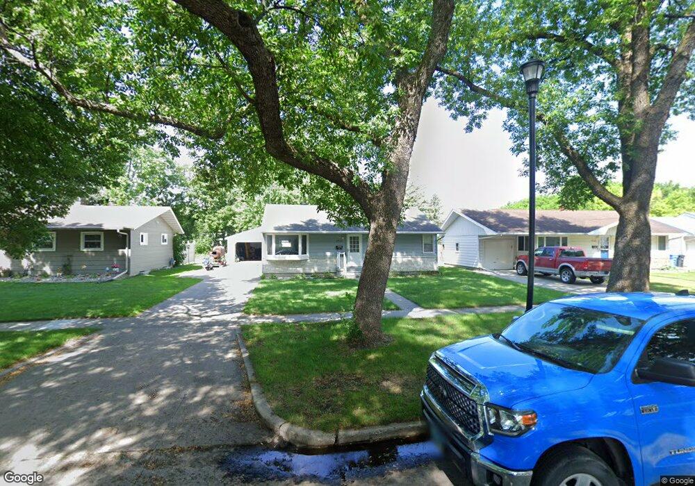 1737 15th St S, Fargo, ND 58103 - photo 1