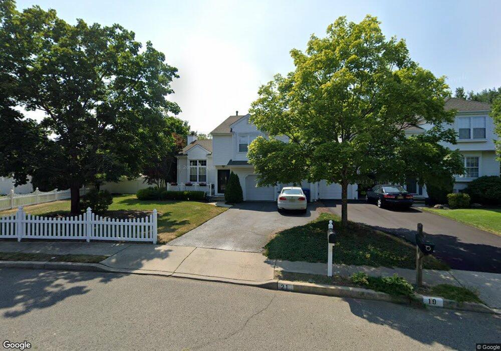 21 Baytree Cir, North Middletown, NJ 07748 - photo 1