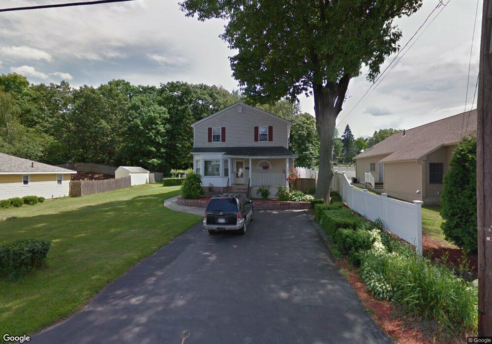 170 Sylvester St, Lawrence, MA 01843 - photo 1