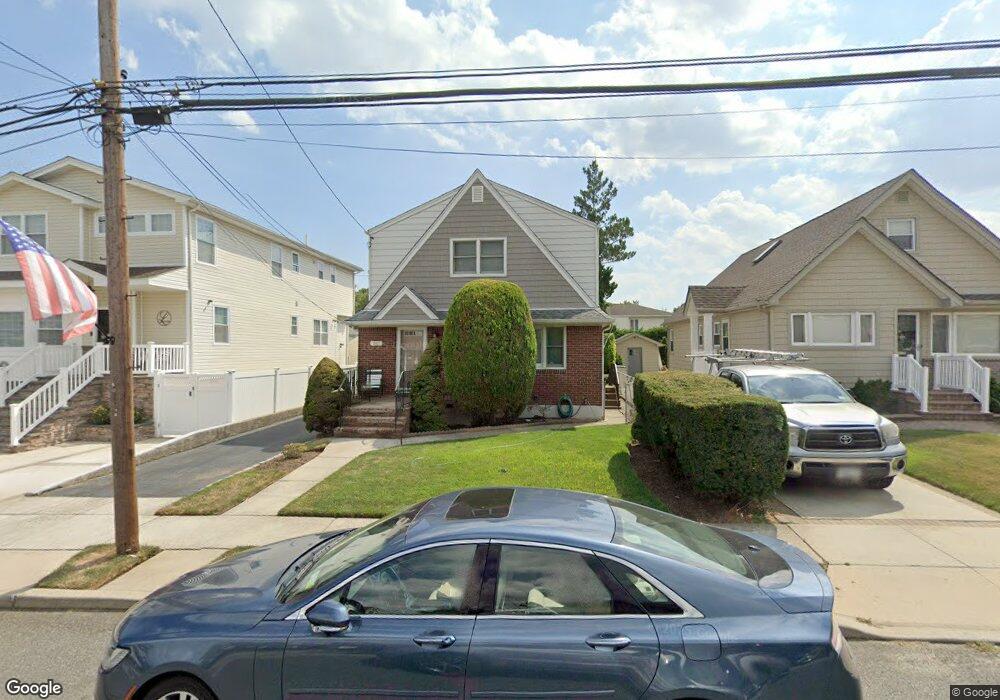 861 Second Ave, Franklin Square, NY 11010 - photo 1