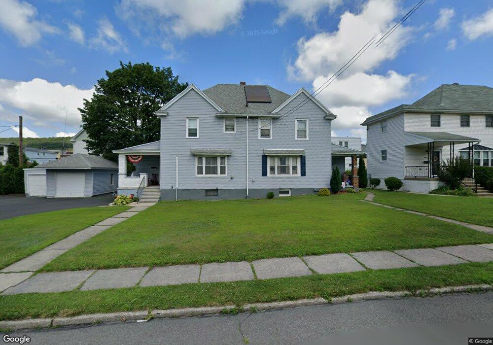 123 W Bertsch St, Lansford, PA 18232 - photo 1