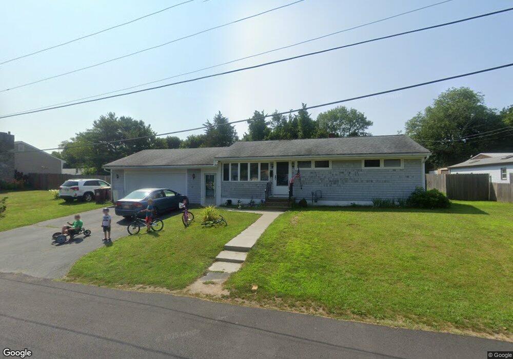 18 Fairfield St, Acushnet, MA 02743 - photo 1