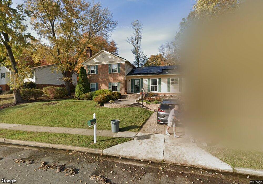 3810 Stonebridge Rd, Alexandria, VA 22306 - photo 1