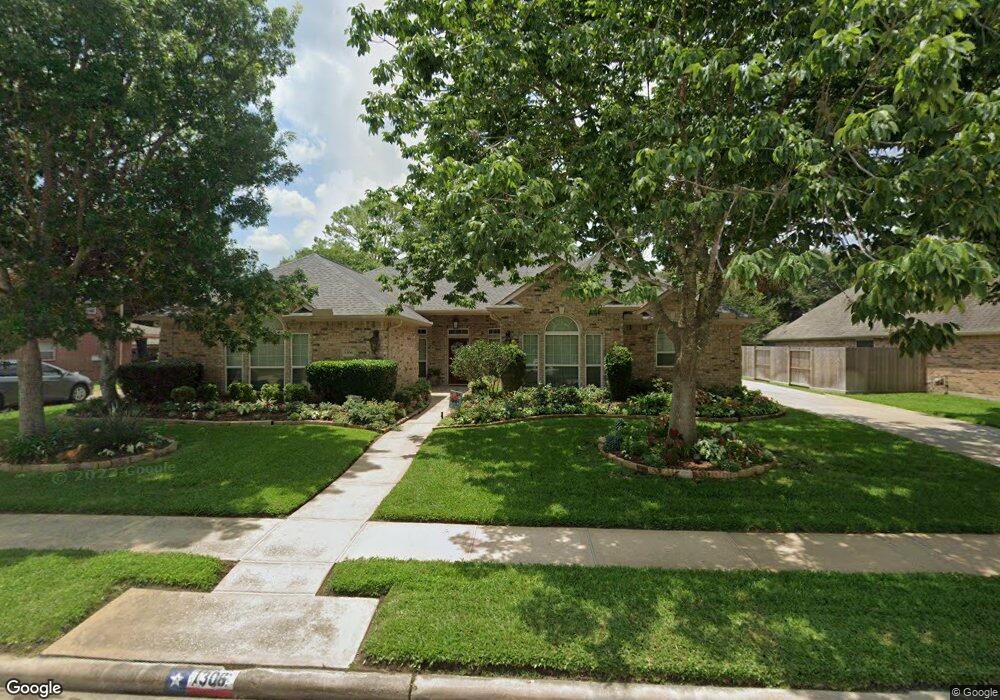 1306 Eagle Lakes Dr, Friendswood, TX 77546 - photo 1