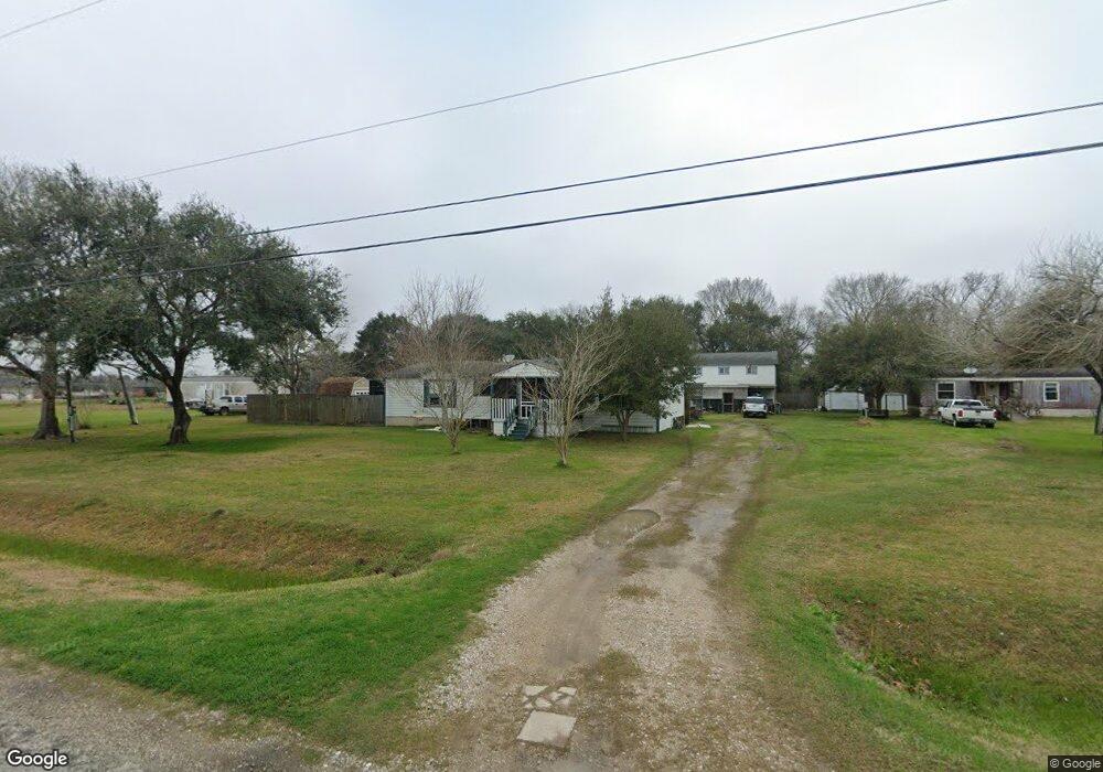 17602 Willow Pond Rd, Alvin, TX 77511 - photo 1