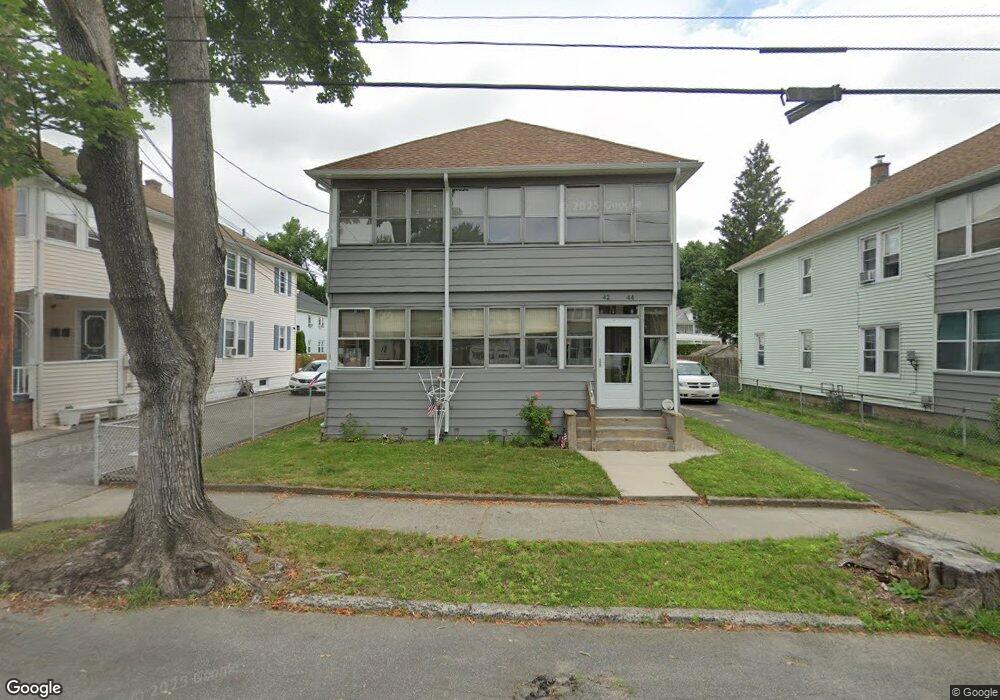 42 Beverly St, Chicopee, MA 01013 - photo 1