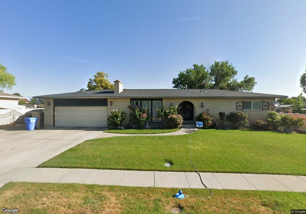 2306 W Cynthia Ann Cir, Riverton, UT 84065 - photo 1