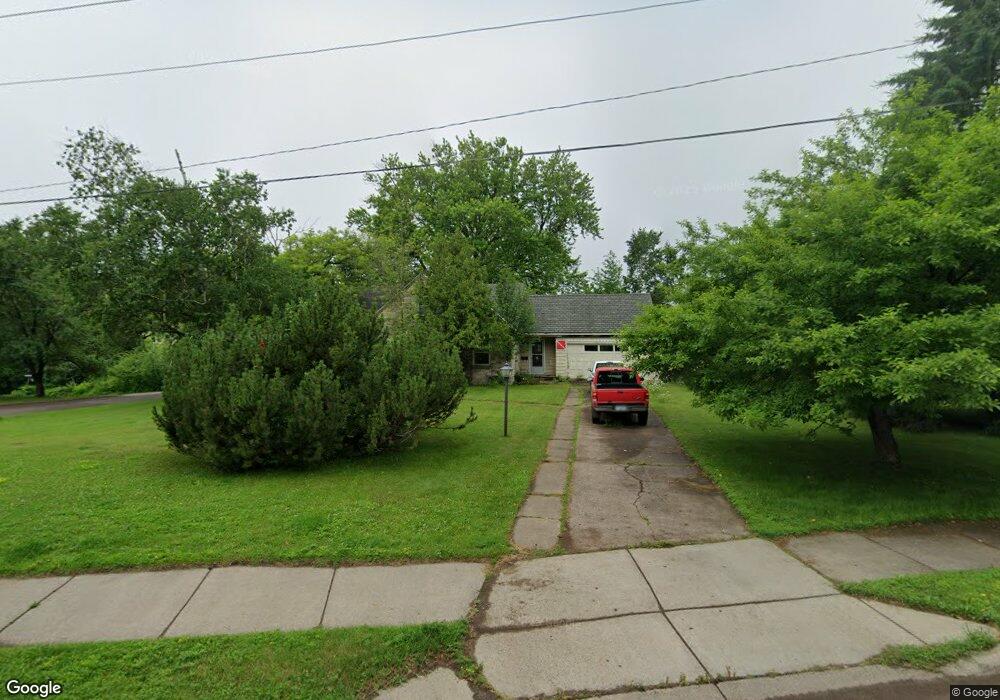 1801 Vermilion Rd, Duluth, MN 55803 - photo 1