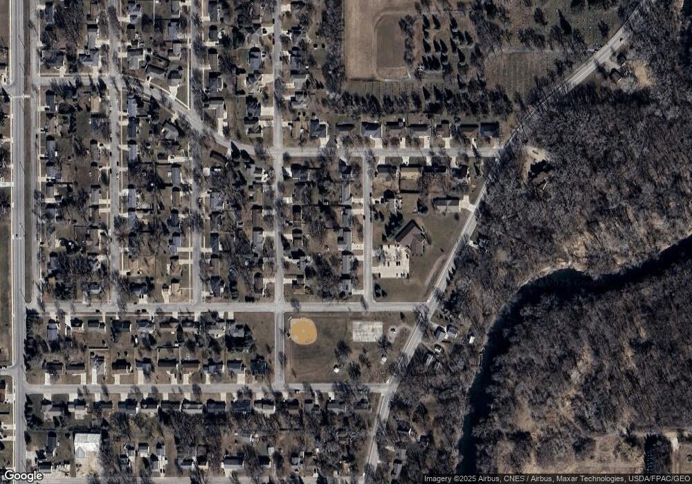 2102 8th St SW, Austin, MN 55912 - photo 1