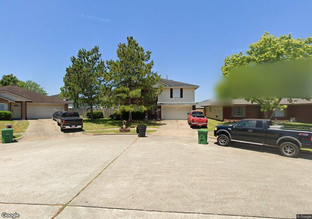 11030 Linden Gate Dr, Houston, TX 77075 - photo 1