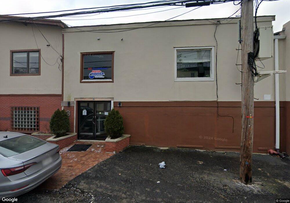 3 Alan B Shepard Jr Place unit 3, Yonkers, NY 10705 - photo 1