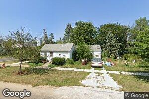 103 E South St, Creston, IL 60113