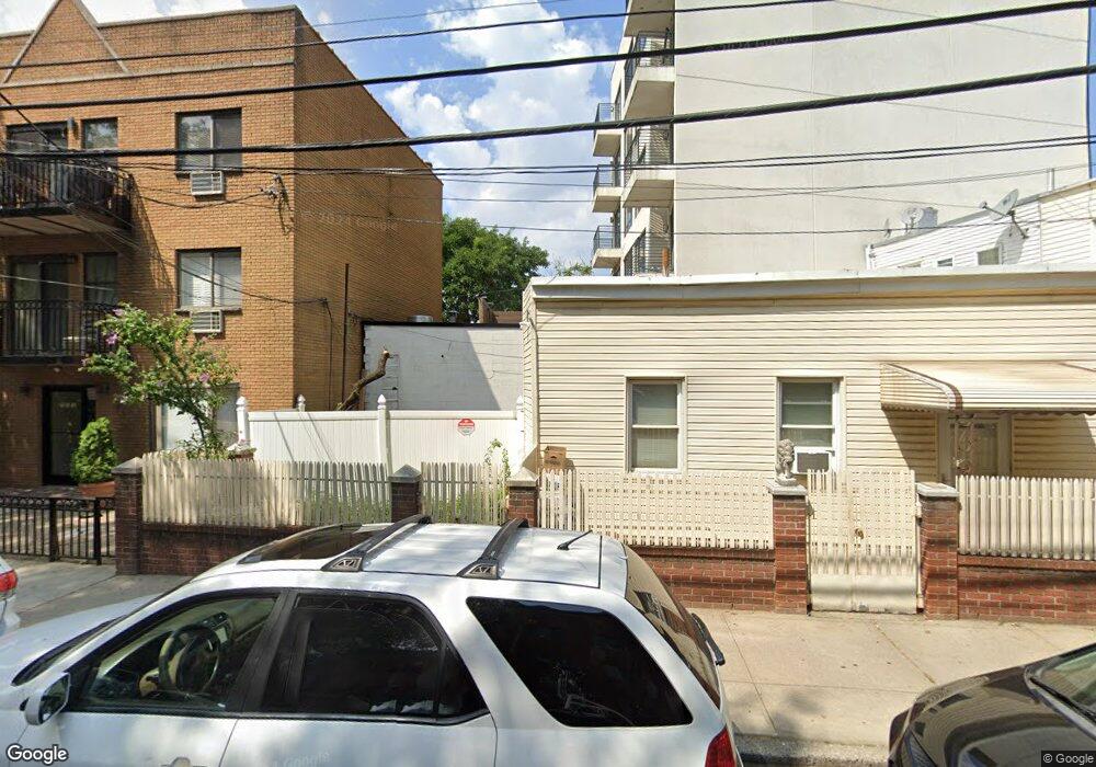 3514 Astoria Blvd, Astoria, NY 11103 - photo 1