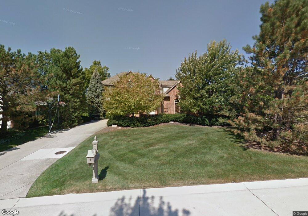 3618 Hollenshade Dr, Rochester Hills, MI 48306 - photo 1