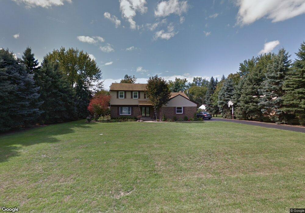 2236 Keylon Dr, West Bloomfield, MI 48324 - photo 1