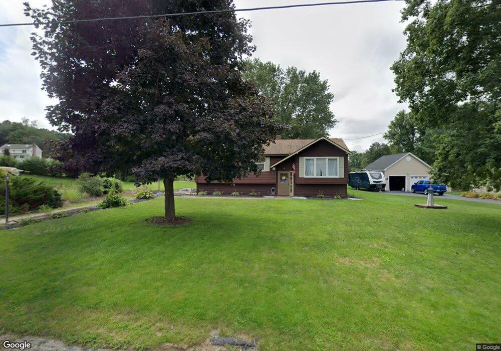 74 Green Acres Ln, North Grosvenordale, CT 06255 - photo 1