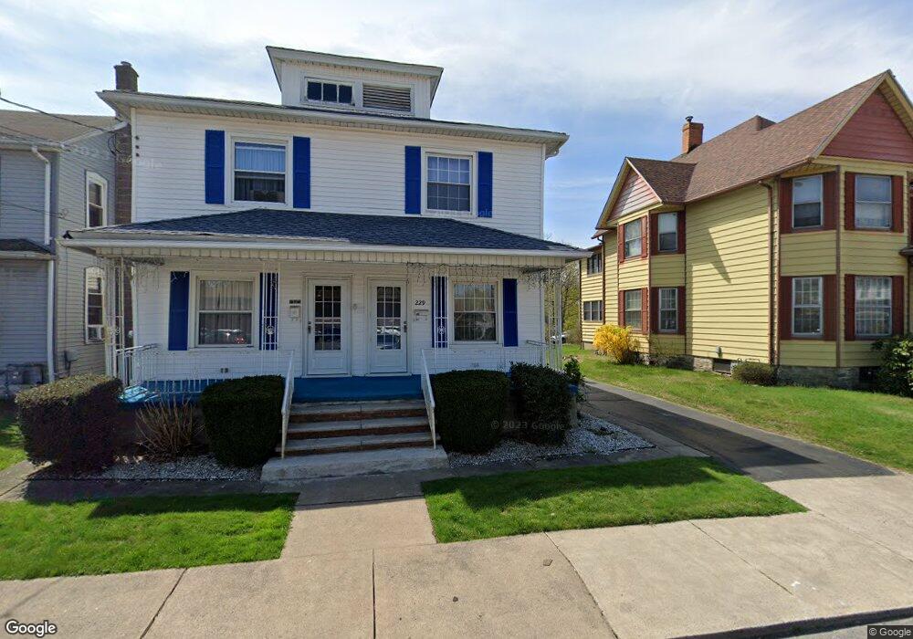 229 Broad St, Pittston, PA 18640 - photo 1