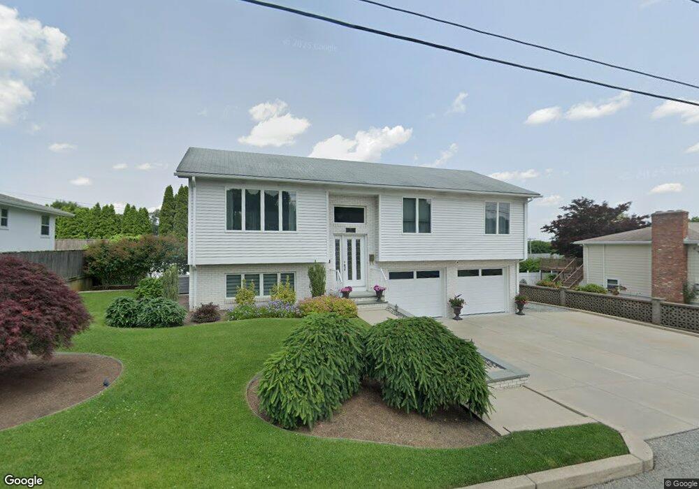 71 Selma St, Cranston, RI 02920 - photo 1