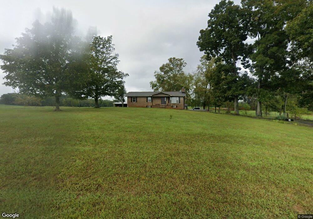 388 Pinkston Rd, Shelbyville, TN 37160 - photo 1