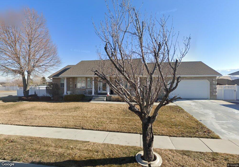 8085 Lynn Ln, West Jordan, UT 84088 - photo 1