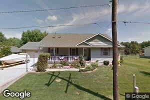 417 W Dekalb St, Mount Pulaski, IL 62548
