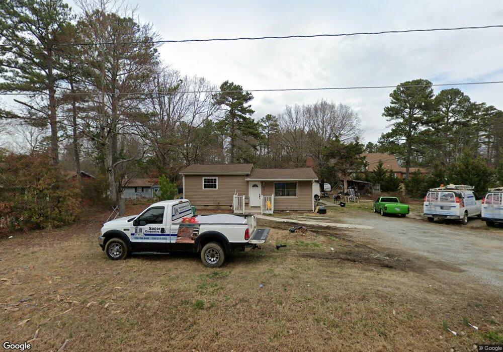 3007 Sherrill Ave, Jamestown, NC 27282 - photo 1