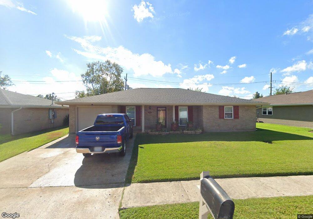 704 Eagle Dr, Houma, LA 70364 - photo 1