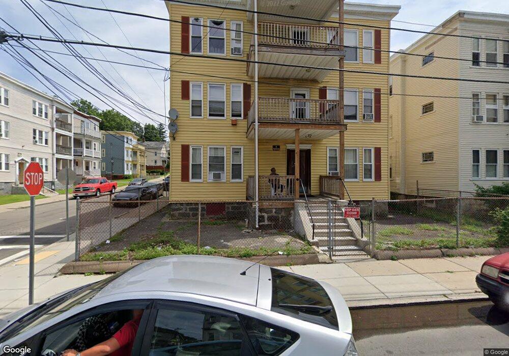 120 Capen St unit 1, Dorchester Center, MA 02124 - photo 1