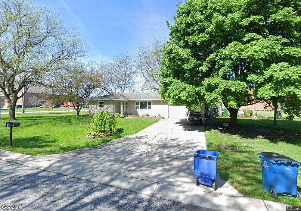 1485 Hemlock Ln, Crown Point, IN 46307 - photo 1