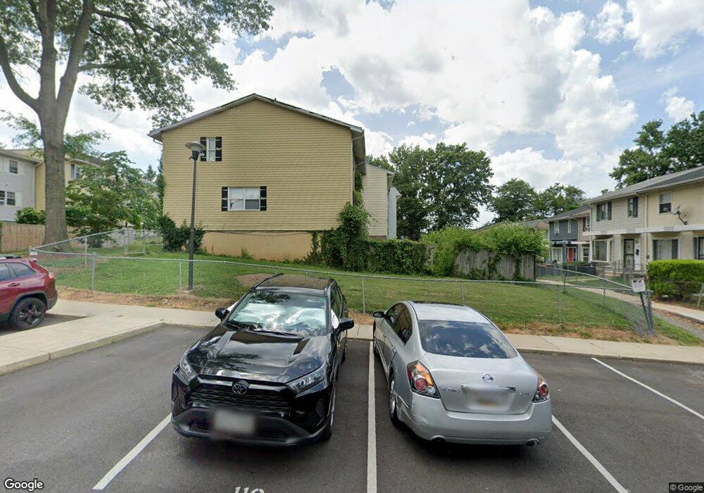 112 Daimler Dr, Capitol Heights, MD 20743 - photo 1