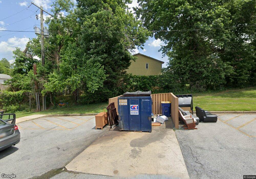 124 Daimler Dr, Capitol Heights, MD 20743 - photo 1