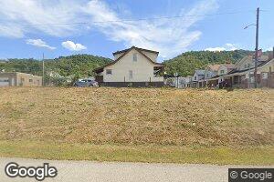 11 9th St, McMechen, WV 26040
