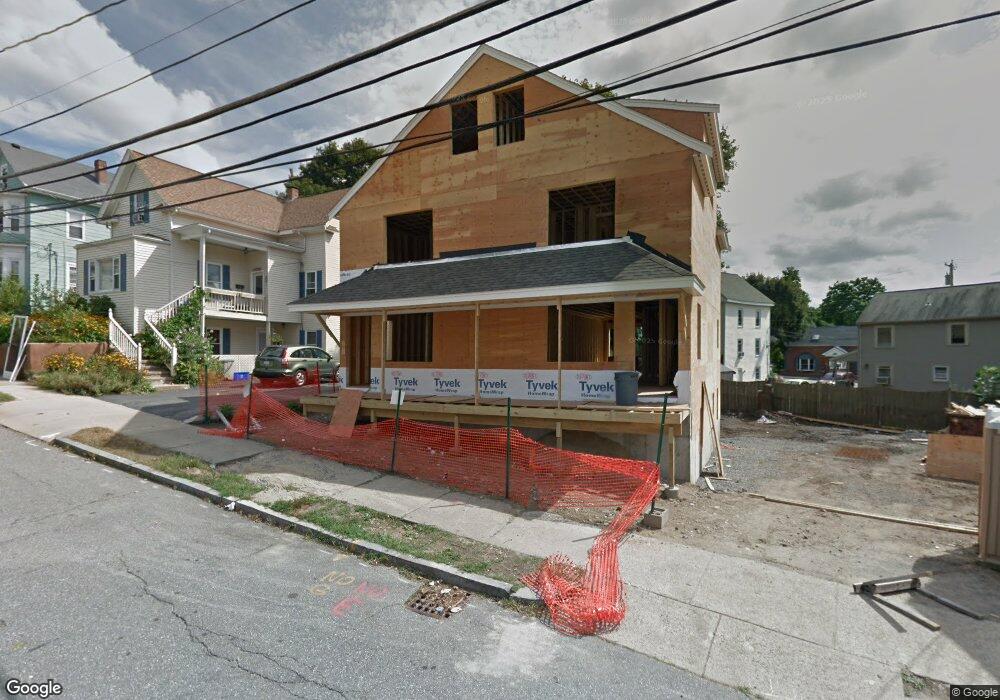 28 Richardson St unit 1, Wakefield, MA 01880 - photo 1